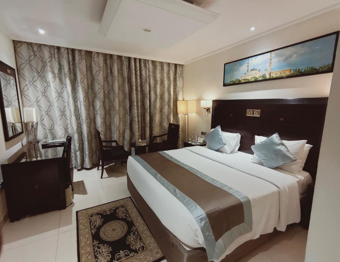 Smana Hotel Al Raffa Dubaj Exteriér fotografie